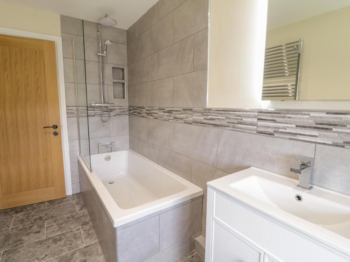 Bryn Mawndy Villa Коруен Екстериор снимка